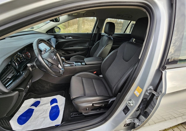 Opel Insignia cena 68990 przebieg: 107000, rok produkcji 2018 z Poręba małe 326